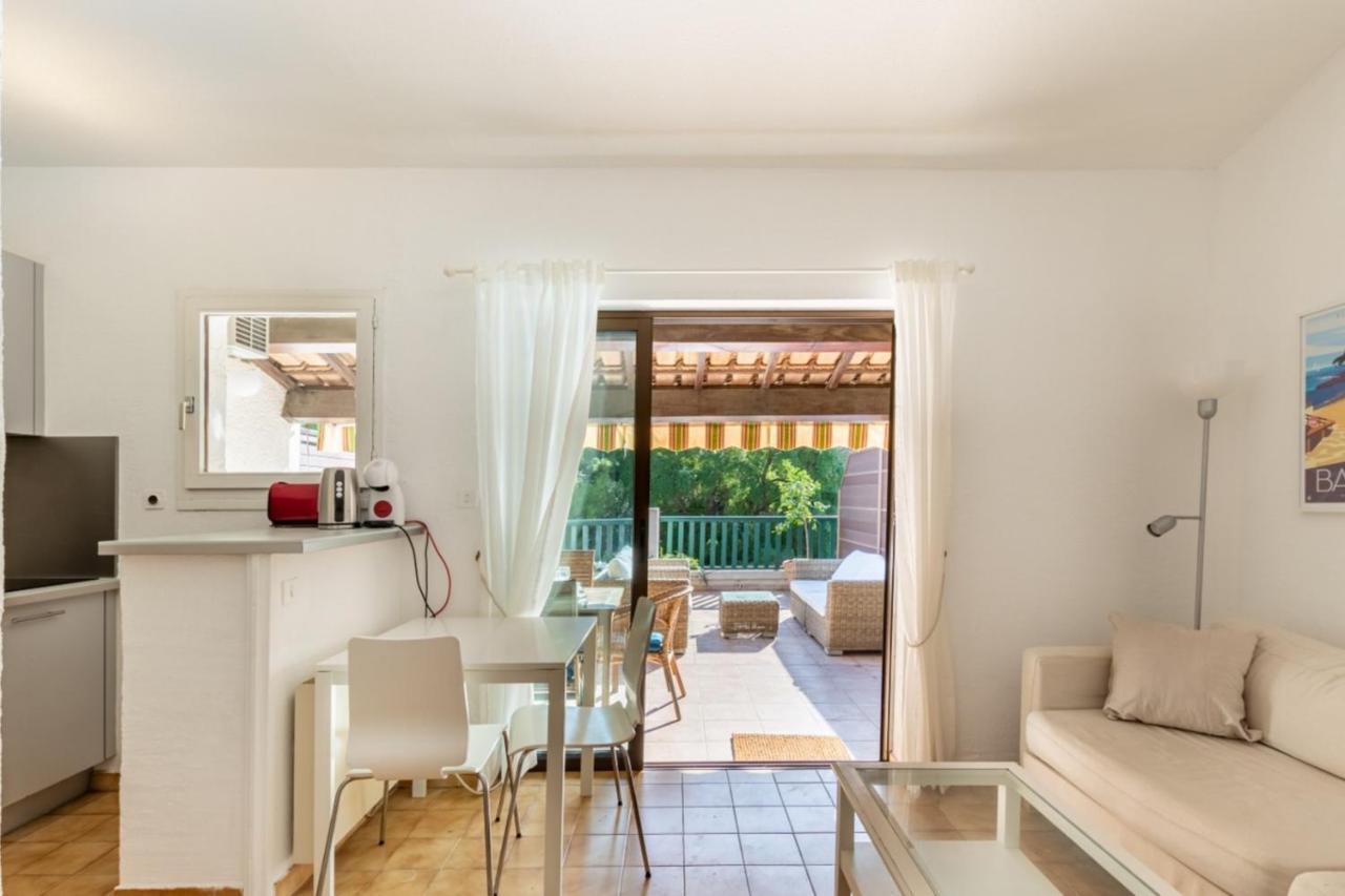 דירות בנדול Nice Apt For 4 With Terrace And Pool מראה חיצוני תמונה